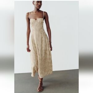 BNWT! Embroidered Midi dress